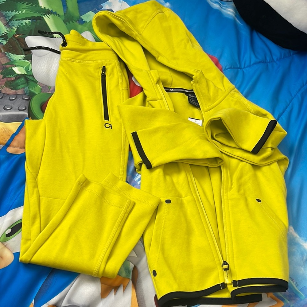 Never Worn Boys GapFit set